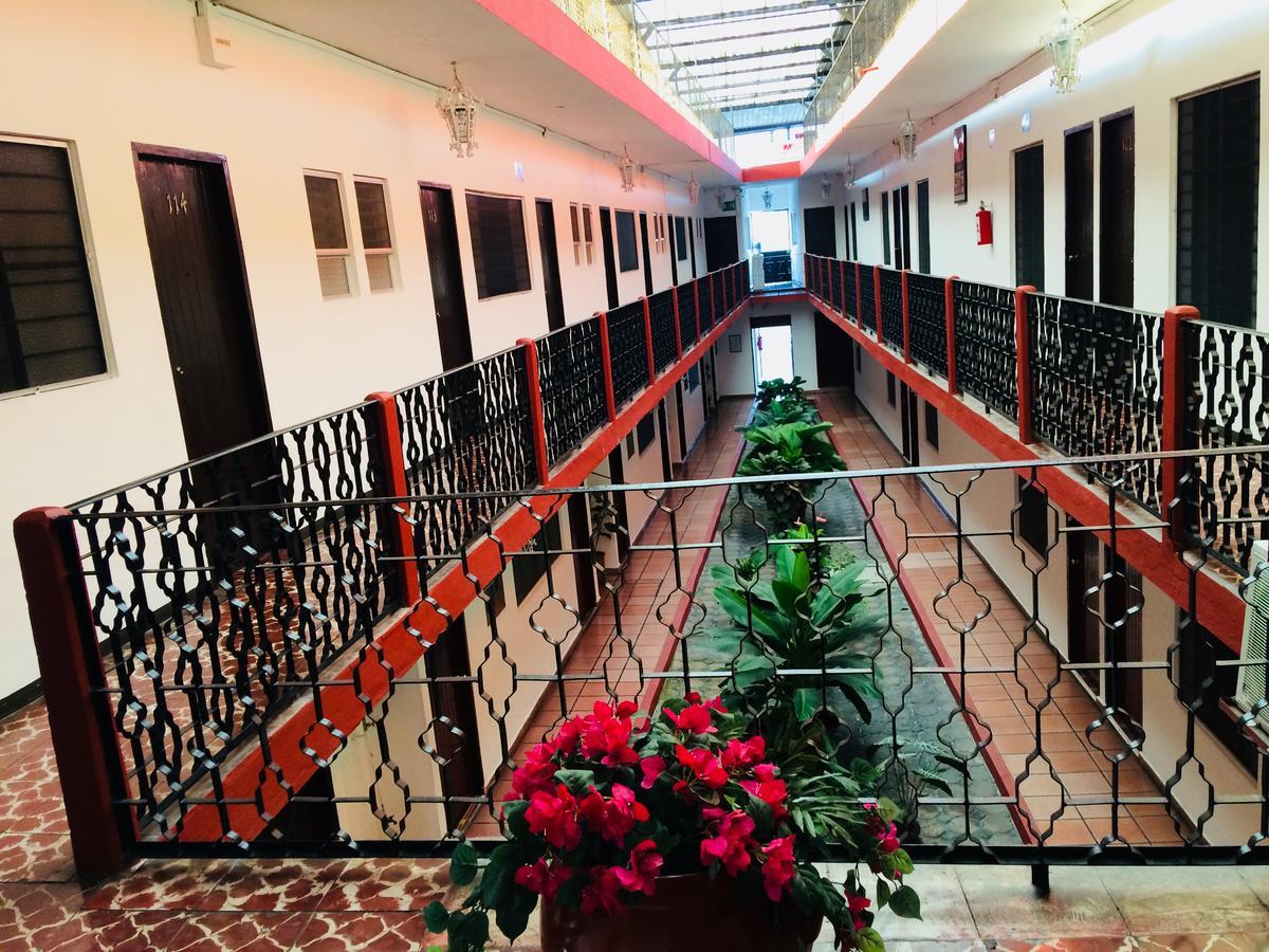 Hotel Maria De Lourdes Tuxtepec Екстер'єр фото